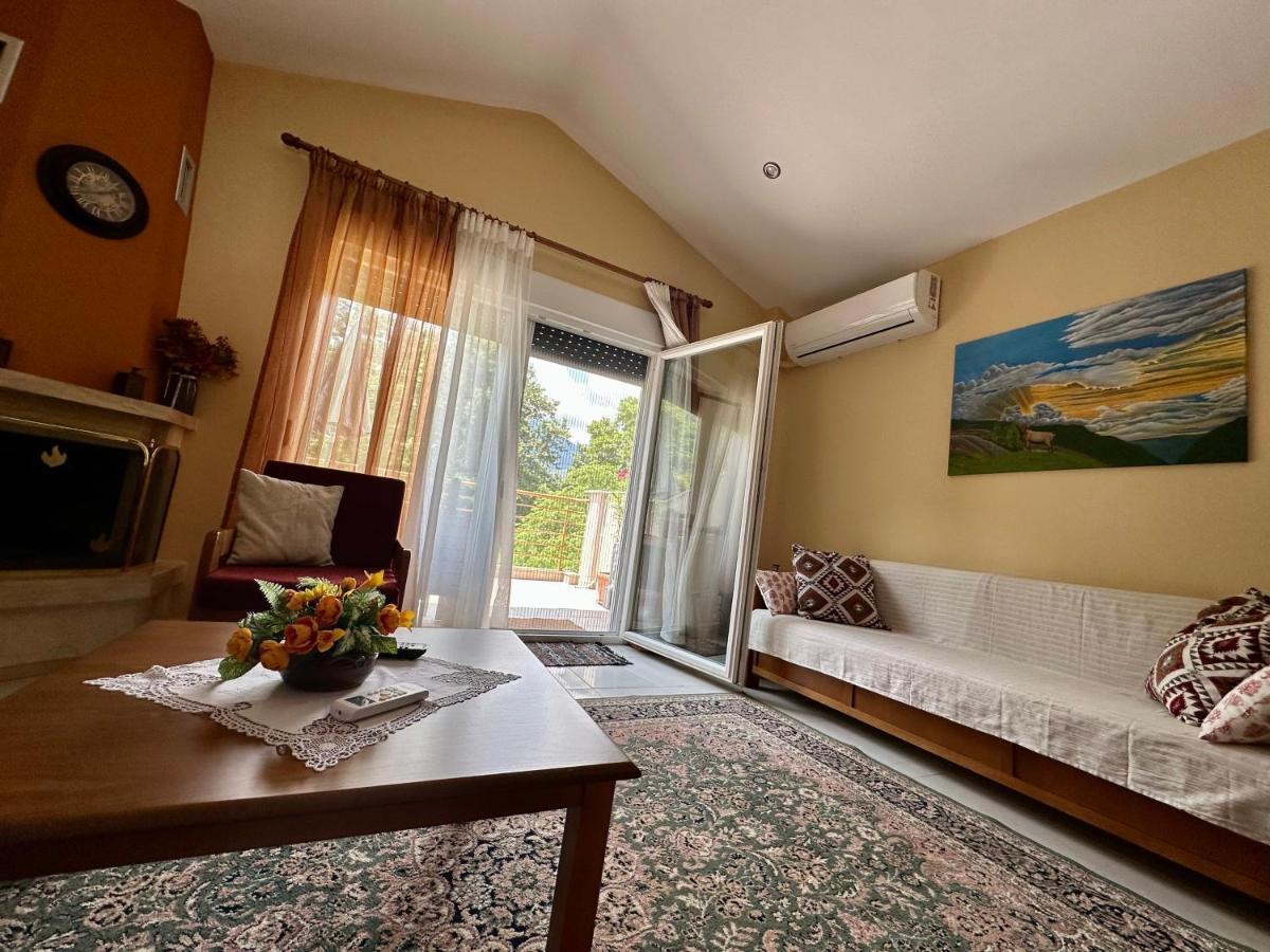 Hilltop Lodge Órma Zewnętrze zdjęcie